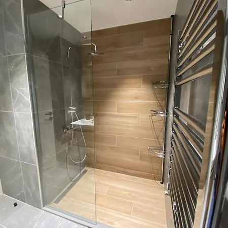 Waterfont, Symphony 1, 307 *