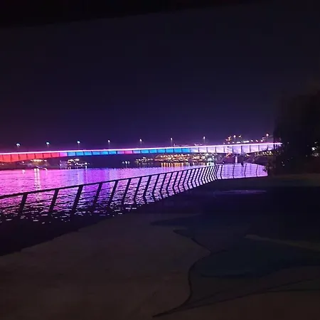 アパート Waterfont, Symphony 1, 307 ベオグラード
