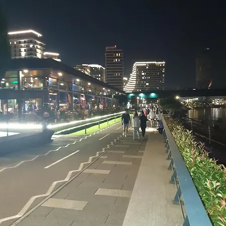 Waterfont, Symphony 1, 307 アパート *